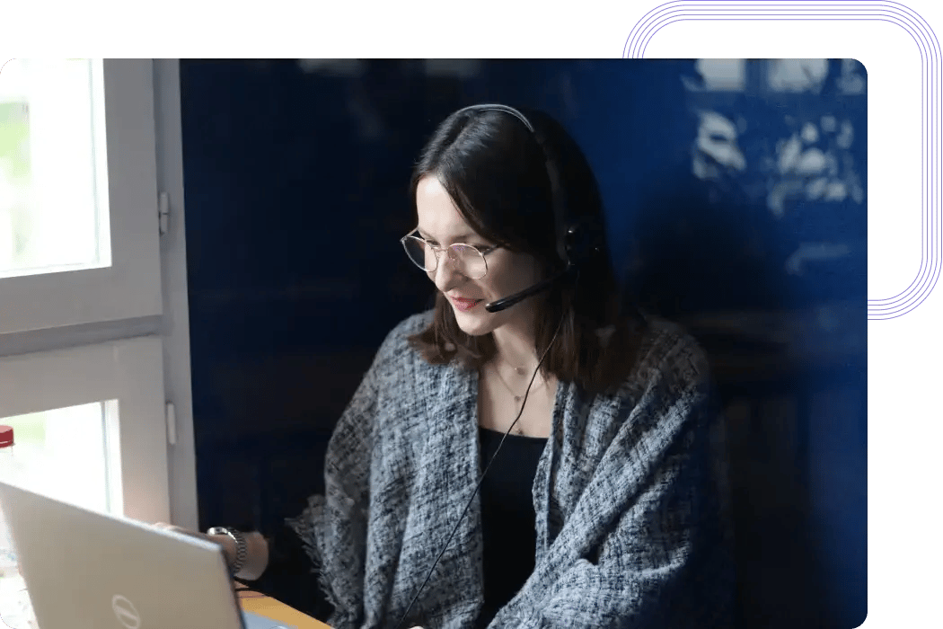 Cybersecurity- Consultants von act digital arbeiten zusammen